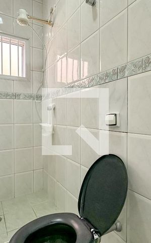Casa para alugar com 300m², 7 quartos e 3 vagasBanheiro 5