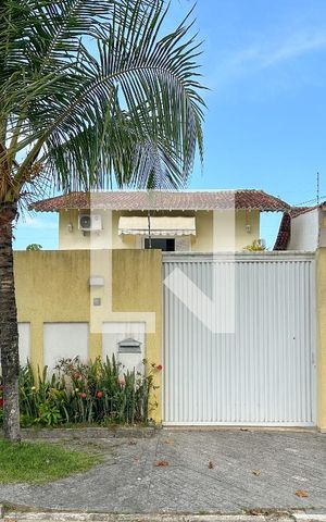 Casa para alugar com 300m², 7 quartos e 3 vagasFachada