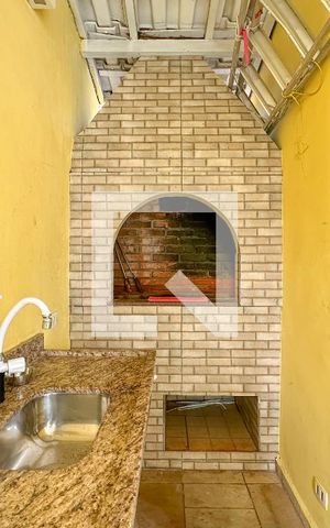 Casa para alugar com 300m², 7 quartos e 3 vagasChurrasqueira
