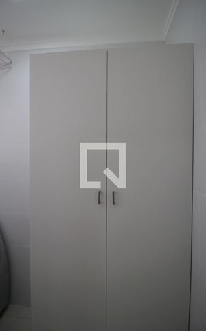 Apartamento para alugar com 70m², 3 quartos e 1 vagaÁrea de Serviço