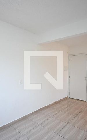 Apartamento à venda com 43m², 2 quartos e 1 vaga Apartamento à venda com 43m², 2 quartos e 1 vagaSala