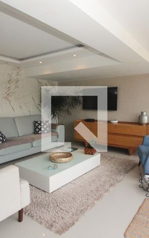 Casa à venda com 280m², 3 quartos e 2 vagas Casa à venda com 280m², 3 quartos e 2 vagasSala 1