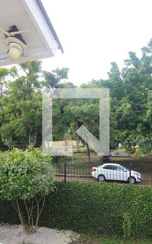Casa à venda com 280m², 3 quartos e 2 vagas Casa à venda com 280m², 3 quartos e 2 vagasvista da Sacada