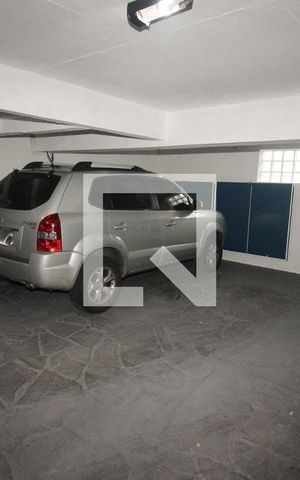 Casa à venda com 280m², 3 quartos e 2 vagas Casa à venda com 280m², 3 quartos e 2 vagasGaragem