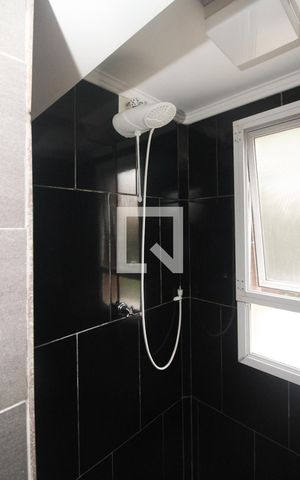 Casa à venda com 280m², 3 quartos e 2 vagas Casa à venda com 280m², 3 quartos e 2 vagasBanheiro 2