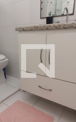 Casa à venda com 280m², 3 quartos e 2 vagas Casa à venda com 280m², 3 quartos e 2 vagasBanheiro 1