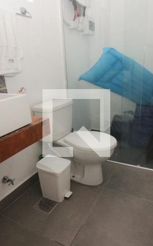 Casa à venda com 280m², 3 quartos e 2 vagas Casa à venda com 280m², 3 quartos e 2 vagasBanheiro 3