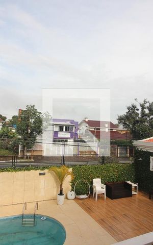 Casa à venda com 280m², 3 quartos e 2 vagas Casa à venda com 280m², 3 quartos e 2 vagasvista da Sacada
