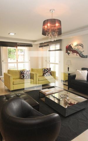 Casa à venda com 280m², 3 quartos e 2 vagas Casa à venda com 280m², 3 quartos e 2 vagasSala 2