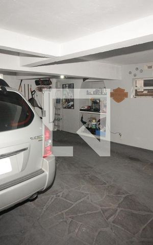 Casa à venda com 280m², 3 quartos e 2 vagas Casa à venda com 280m², 3 quartos e 2 vagasGaragem
