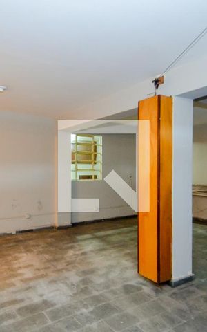 Casa para alugar com 300m², 4 quartos e 7 vagasGaragem