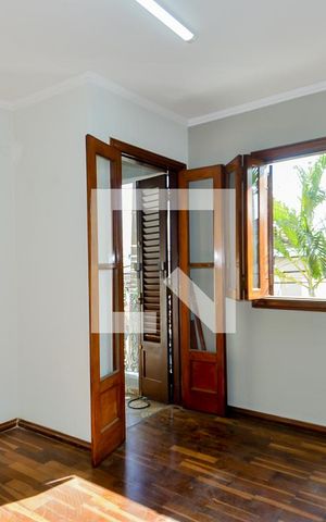 Casa para alugar com 300m², 4 quartos e 7 vagasQuarto 1