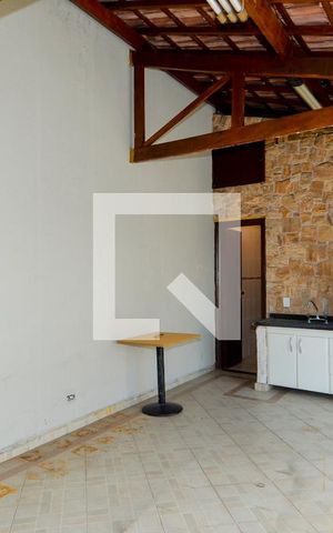 Casa para alugar com 300m², 4 quartos e 7 vagasChurrasqueira