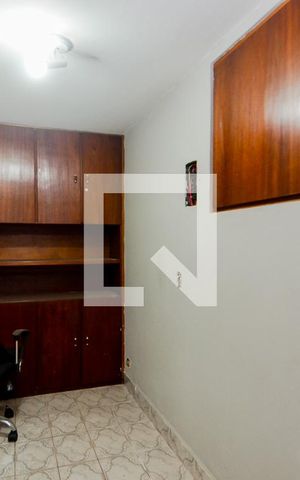 Casa para alugar com 300m², 4 quartos e 7 vagasEscritório