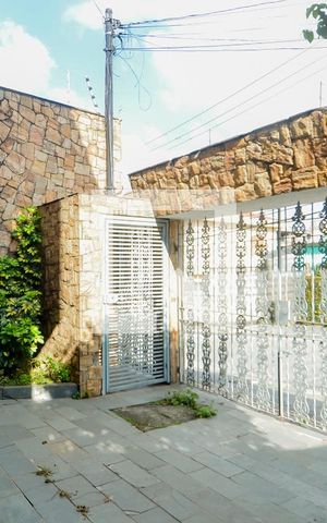 Casa para alugar com 300m², 4 quartos e 7 vagasEntrada Social 