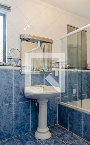 Casa para alugar com 300m², 4 quartos e 7 vagasBanheiro da Suíte