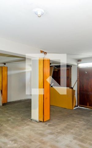 Casa para alugar com 300m², 4 quartos e 7 vagasGaragem