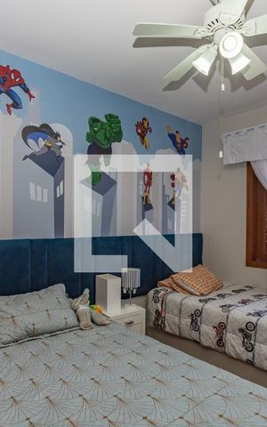 Casa à venda com 450m², 5 quartos e 3 vagasSemi - Suíte 1