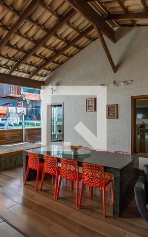 Casa à venda com 450m², 5 quartos e 3 vagasVaranda gourmet