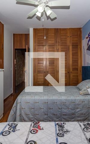 Casa à venda com 450m², 5 quartos e 3 vagasSemi - Suíte 1