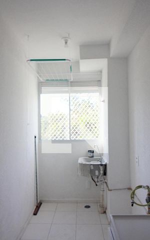 Apartamento à venda com 44m², 2 quartos e sem vagaCozinha e Área de Serviço