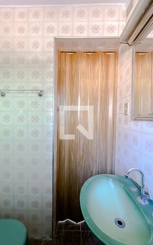 Casa à venda com 72m², 2 quartos e sem vagaBanheiro da Suíte