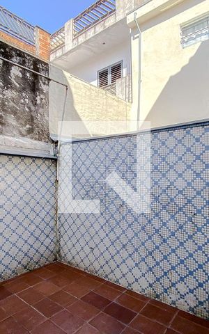Casa à venda com 72m², 2 quartos e sem vagaQuintal