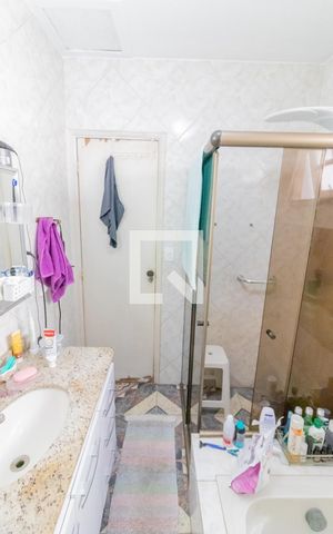 Casa para alugar com 159m², 3 quartos e 2 vagasBanheiro Social