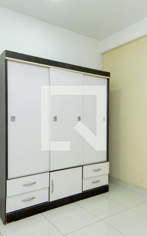 Casa para alugar com 50m², 1 quarto e sem vagaQuarto 