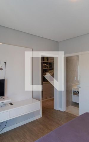 Casa à venda com 205m², 3 quartos e 3 vagas Casa à venda com 205m², 3 quartos e 3 vagasSuíte