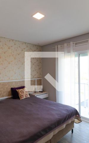 Casa à venda com 205m², 3 quartos e 3 vagas Casa à venda com 205m², 3 quartos e 3 vagasSuíte