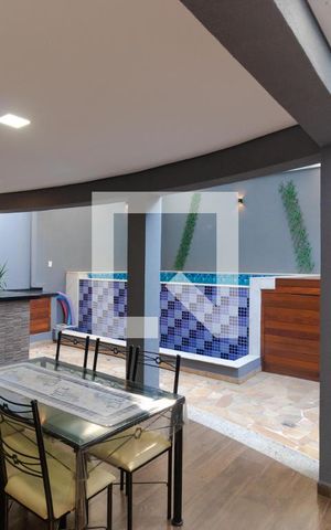 Casa à venda com 205m², 3 quartos e 3 vagas Casa à venda com 205m², 3 quartos e 3 vagasChurrasqueira