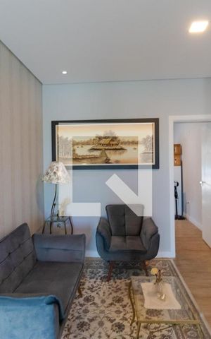 Casa à venda com 205m², 3 quartos e 3 vagas Casa à venda com 205m², 3 quartos e 3 vagasSala Íntima
