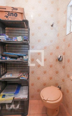 Casa à venda com 154m², 5 quartos e 3 vagasBanheiro - Quarto 1 de Serviço