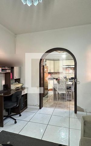 Casa à venda com 210m², 3 quartos e 3 vagassala 