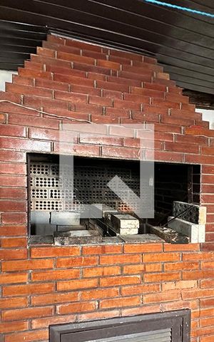Casa à venda com 210m², 3 quartos e 3 vagasChurrasqueira