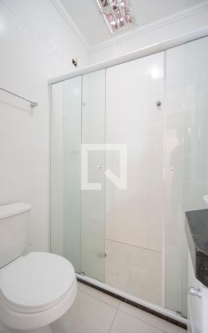 Casa para alugar com 120m², 3 quartos e 3 vagas Casa para alugar com 120m², 3 quartos e 3 vagasBanheiro da suíte