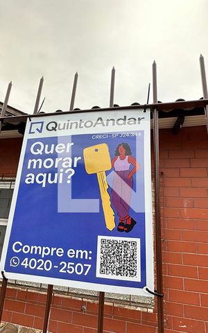 Casa à venda com 280m², 3 quartos e 4 vagasPlaquinha 