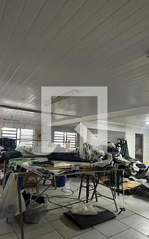 Casa à venda com 280m², 3 quartos e 4 vagasGaragem 