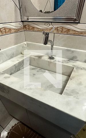 Casa à venda com 280m², 3 quartos e 4 vagasBanheiro