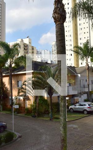 Casa de condomínio à venda com 241m², 4 quartos e 3 vagasVista da Varanda