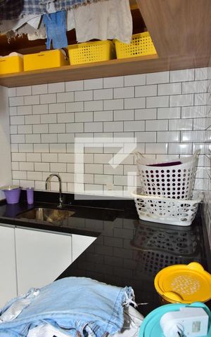 Casa de condomínio à venda com 241m², 4 quartos e 3 vagasÁrea de Serviço