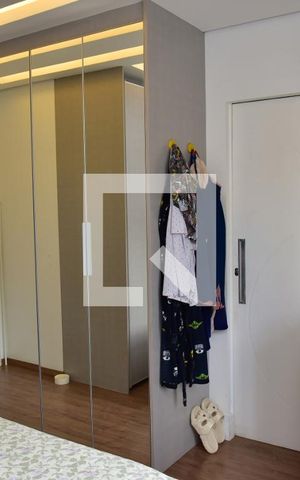 Casa de condomínio à venda com 241m², 4 quartos e 3 vagasSuíte 1
