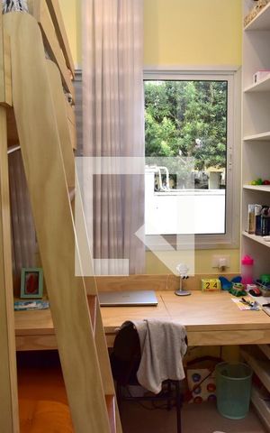 Casa de condomínio à venda com 241m², 4 quartos e 3 vagasQuarto 3