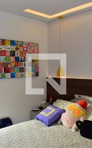 Casa de condomínio à venda com 241m², 4 quartos e 3 vagasSuíte 1