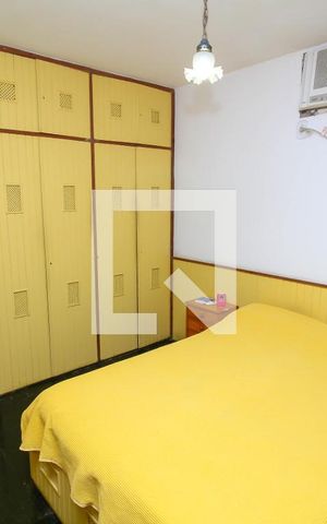 Casa de condomínio à venda com 314m², 5 quartos e 1 vaga Casa de condomínio à venda com 314m², 5 quartos e 1 vagaQuarto 3