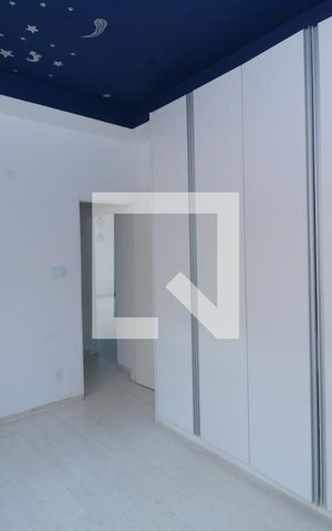 Apartamento à venda com 85m², 2 quartos e 1 vagaSuíte