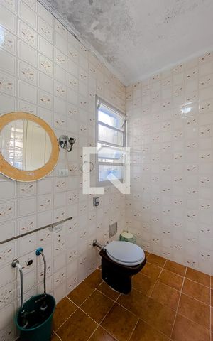 Apartamento à venda com 72m², 2 quartos e sem vagaBanheiro