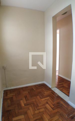Apartamento para alugar com 105m², 3 quartos e 1 vaga Apartamento para alugar com 105m², 3 quartos e 1 vagaEscritório
