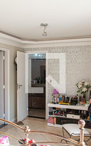 Casa para alugar com 400m², 4 quartos e 4 vagas Casa para alugar com 400m², 4 quartos e 4 vagasQuarto 1